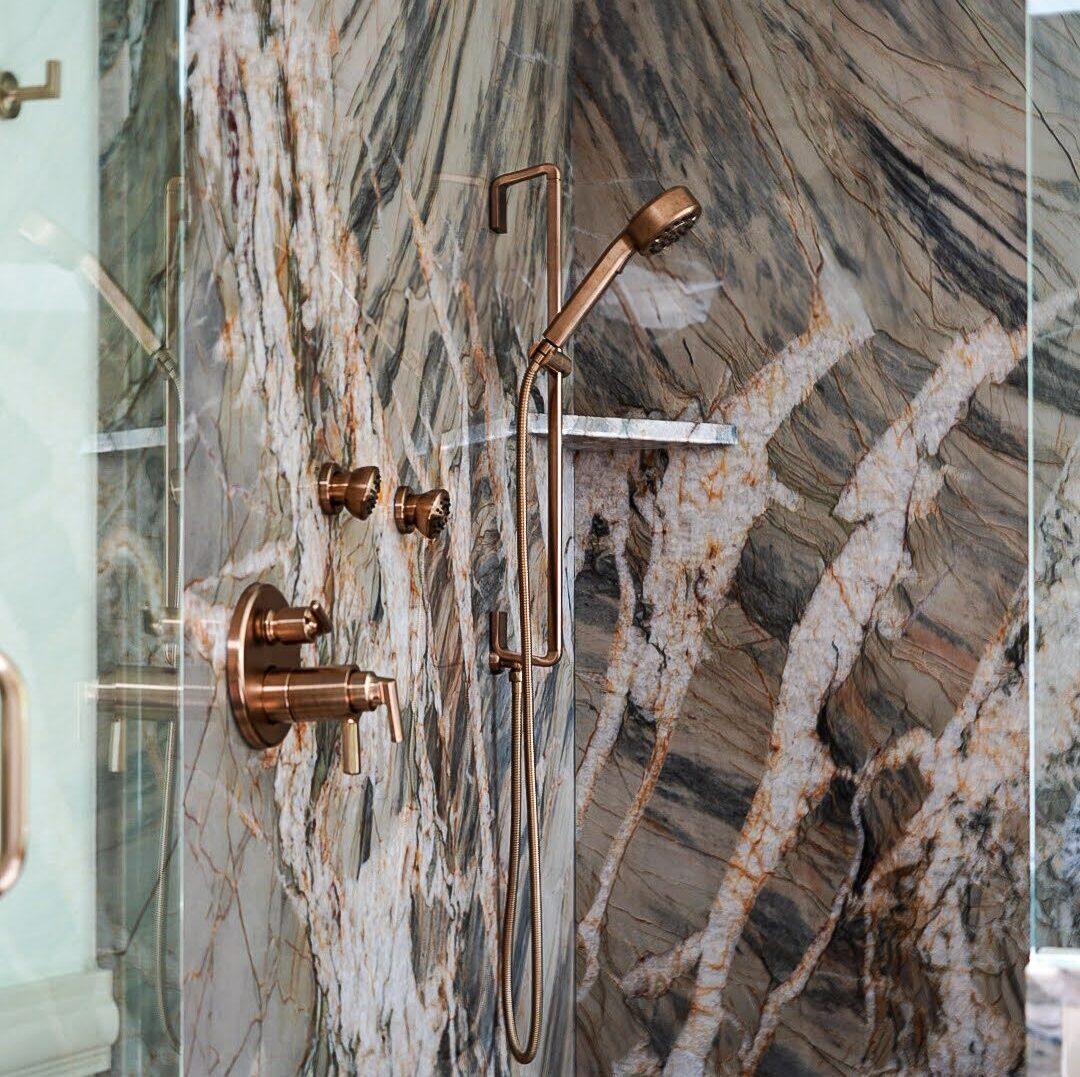 Shower / Tub surround